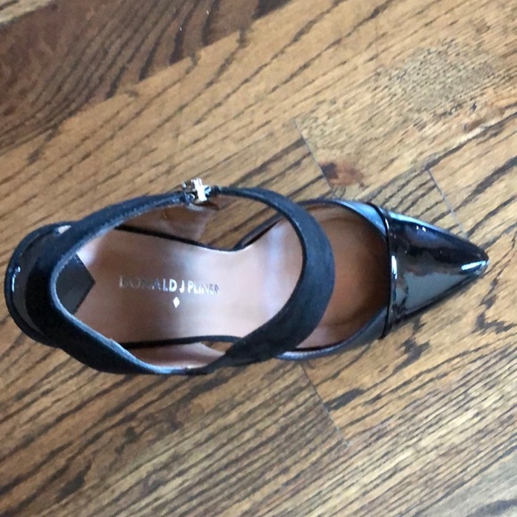 Donald Pliner shoes - Picture 2 of 11